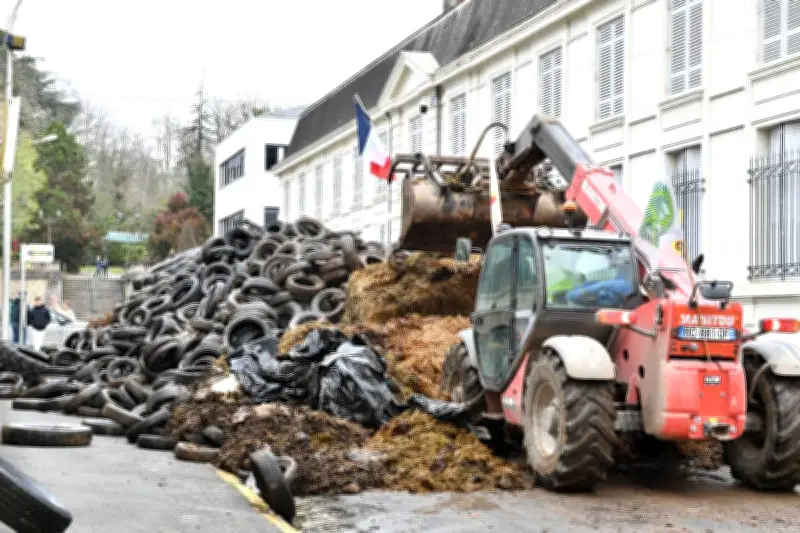 Dordogne : agriculteurs en colère, actions syndicales contre la hausse des carburants