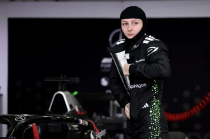 Doriane Pin, première Française à piloter une F1 moderne chez Mercedes
