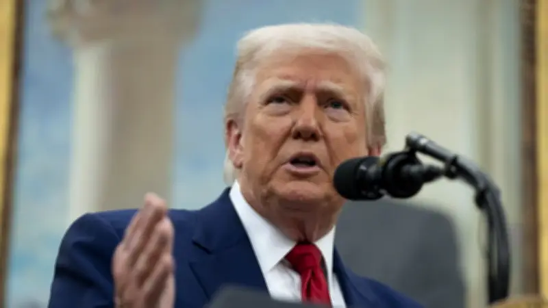 Droits de douane de Trump : bloqués puis rétablis en deux jours