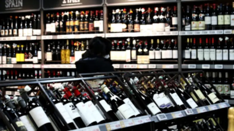 Droits de douane : le vin français taxé à 15 % dès ce vendredi aux États-Unis