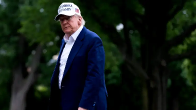 Droits de douane : Trump et von der Leyen prolongent la suspension jusqu'au 9 juillet
