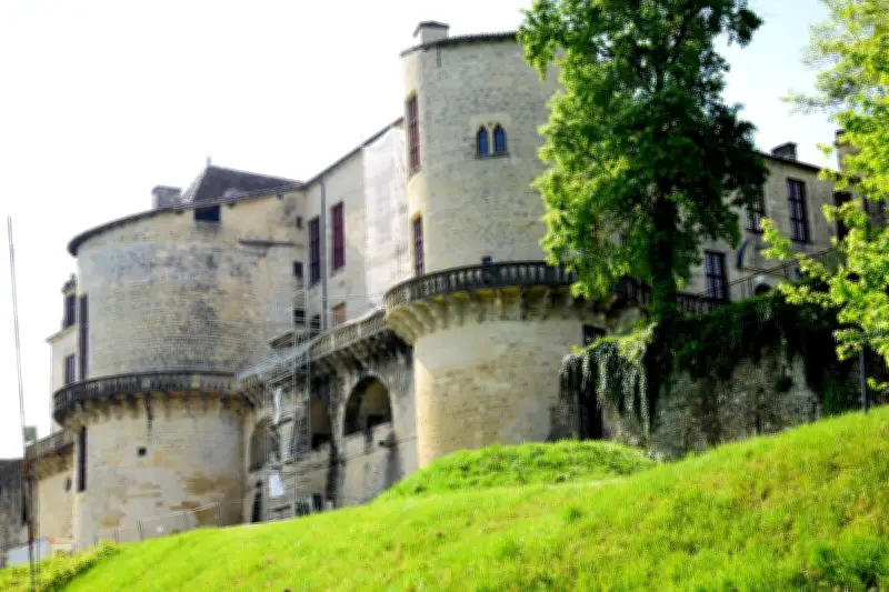 Duras augmente ses taxes foncières de 2% pour le budget 2026 et ajuste les travaux du patrimoine