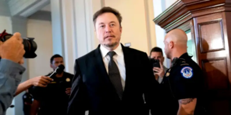 Elon Musk convoqué à Paris pour une enquête sur X, ne s'est pas présenté