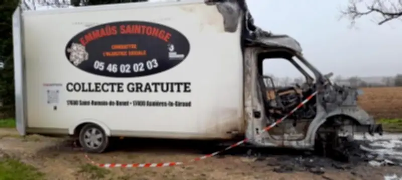 Emmaüs d'Asnières-la-Giraud lance un appel à la solidarité après le vol et l'incendie de son camion