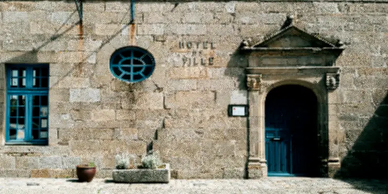 En Bretagne, la guerre scolaire entre privé et public s'invite au conseil municipal