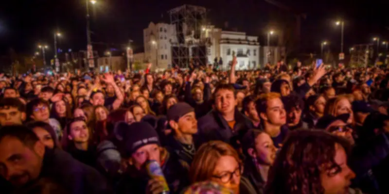 En Hongrie, une jeunesse engagée bouleverse le paysage politique
