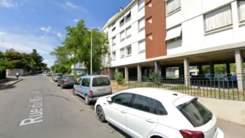 Endormi sur un point de deal à Montpellier, réveillé par la police avec 1 350 €