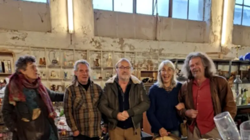 Entente cordiale pour le vernissage de Lucy Raverat à La Ressourcerie des Hauts-Cantons