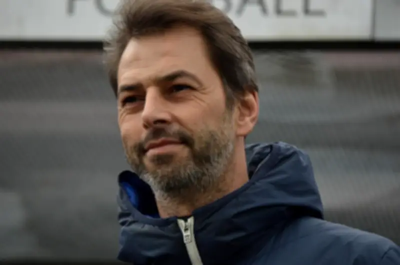 ES Saintes Football lance un programme Football-Études pour concilier sport et scolarité
