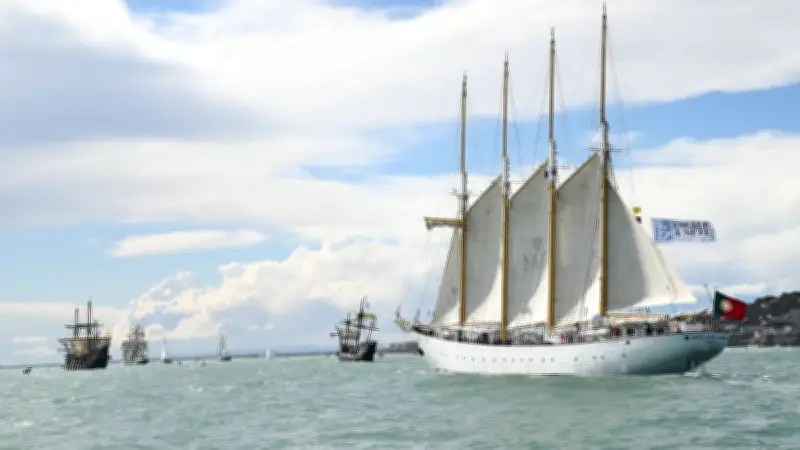 Escale à Sète 2026 : les meilleurs spots pour admirer la parade finale des voiliers