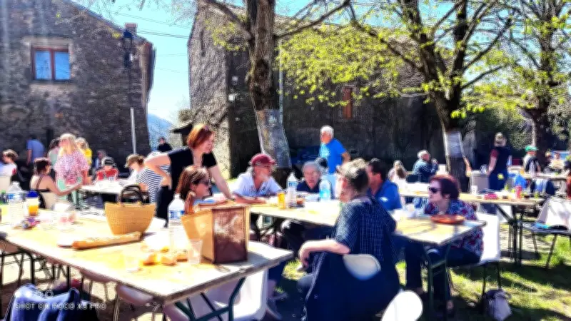 À Esparon, la tradition de l'omelette pascale se perpétue avec ferveur