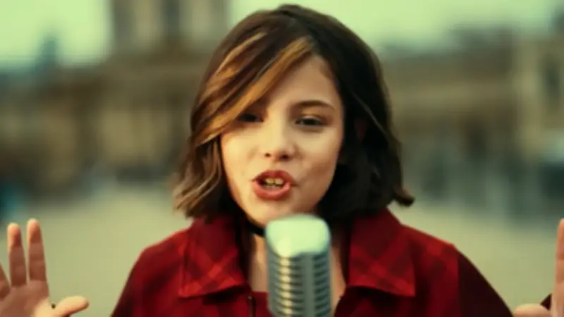 Eurovision junior 2025 : la France gagne avec Lou Deleuze et "Ce Monde"