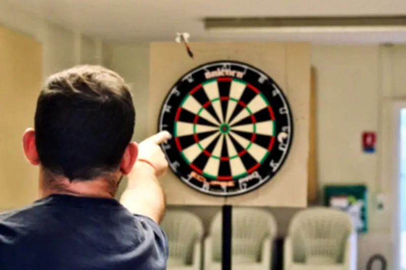 Euskal Dardoa organise la 2e édition de son Open de fléchettes à Cambo-les-Bains