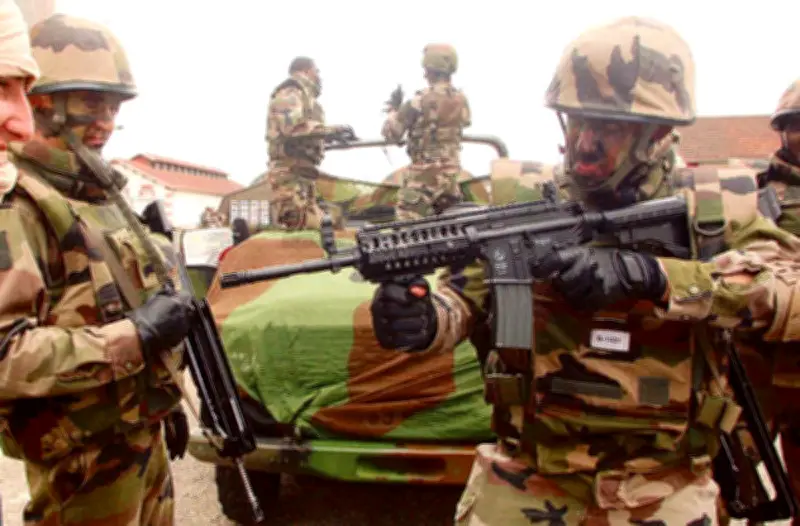 Exercice militaire Sentinelle à Castelculier : 30 soldats s'entraînent en zone industrielle
