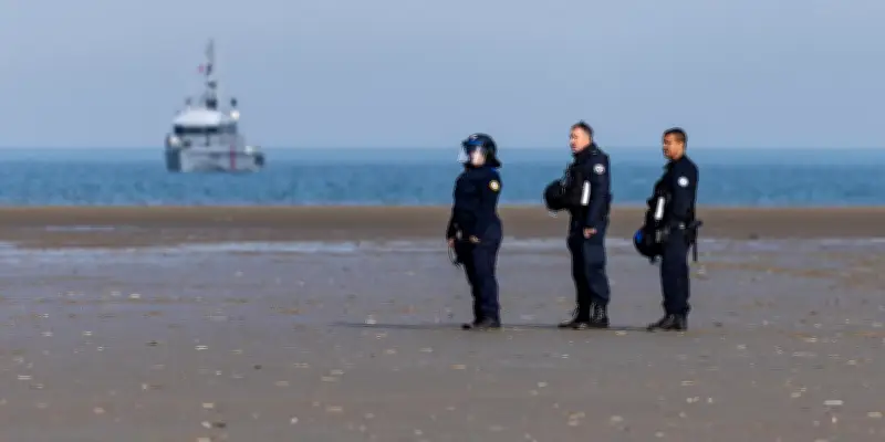 Expérimentation d'interceptions de taxi-boats de migrants dans la Manche