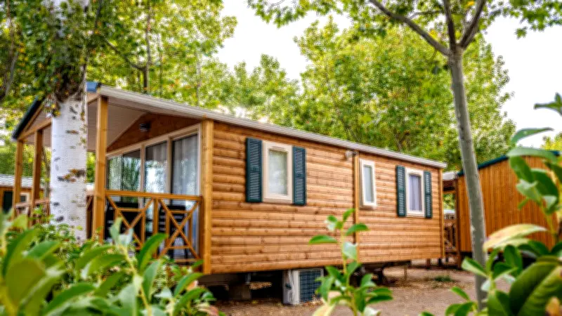 Expulsion imminente à Ponet-et-Saint-Auban : des locataires de mobile-homes sommés de quitter leur camping