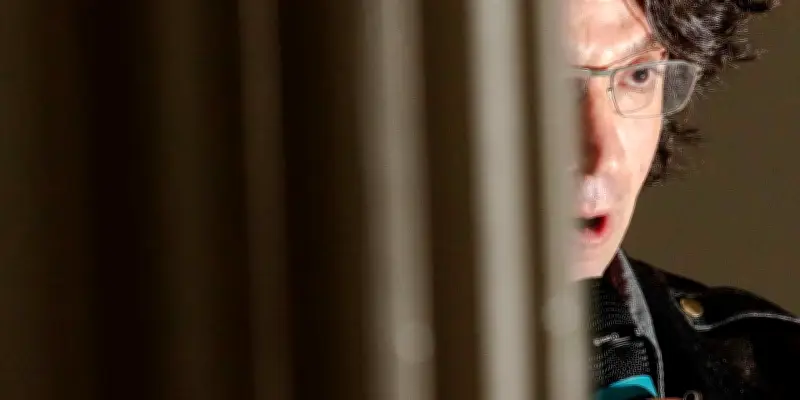 Faut-il dialoguer avec l'extrême droite ? Le cas Curtis Yarvin, blogueur trumpien invité par des intellectuels