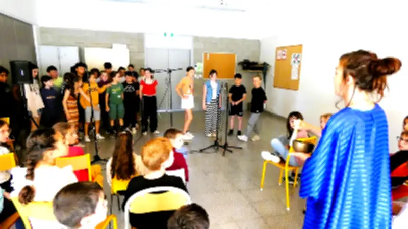 Festival franco-colombien : des élèves de CM2 préparent des contes oraux pour le Festivalito