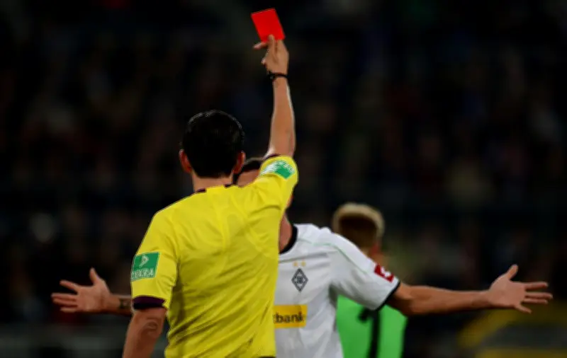 Fifa : carton rouge pour les joueurs se couvrant la bouche lors d'altercations