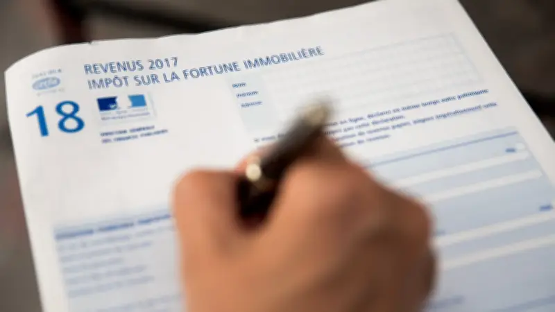 Fiscalité des fortunés : 2 000 foyers redressés parmi 13 000 ne payant pas d'impôt sur le revenu