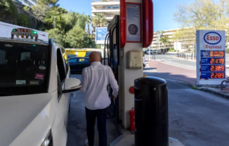 Flambée des prix du carburant : record historique du gazole en France depuis 1985