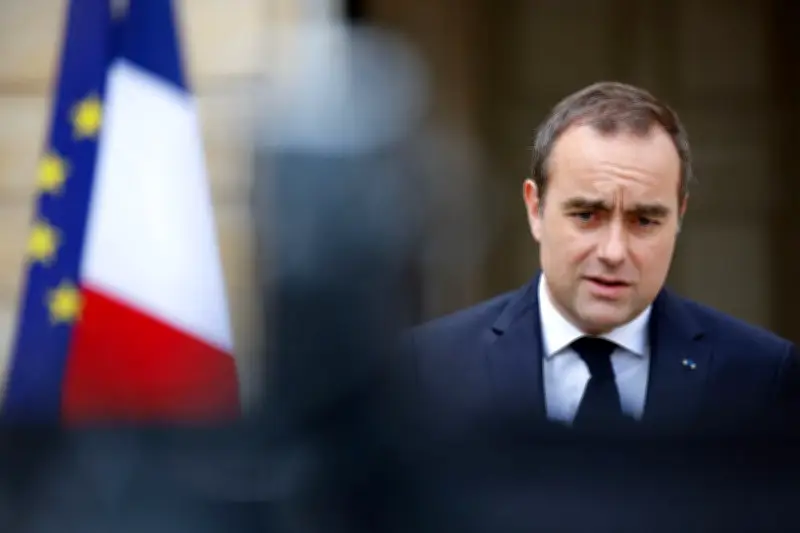 Flou sur les négociations de paix au Moyen-Orient, annonces sur l'électricité et retour d'Artemis 2