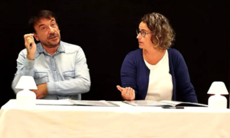 Fouras : un spectacle revisite les grands discours avec humour et musique