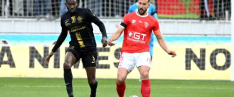 Fracture ouverte du doigt pour Pablo Martinez, défenseur de Nîmes Olympique