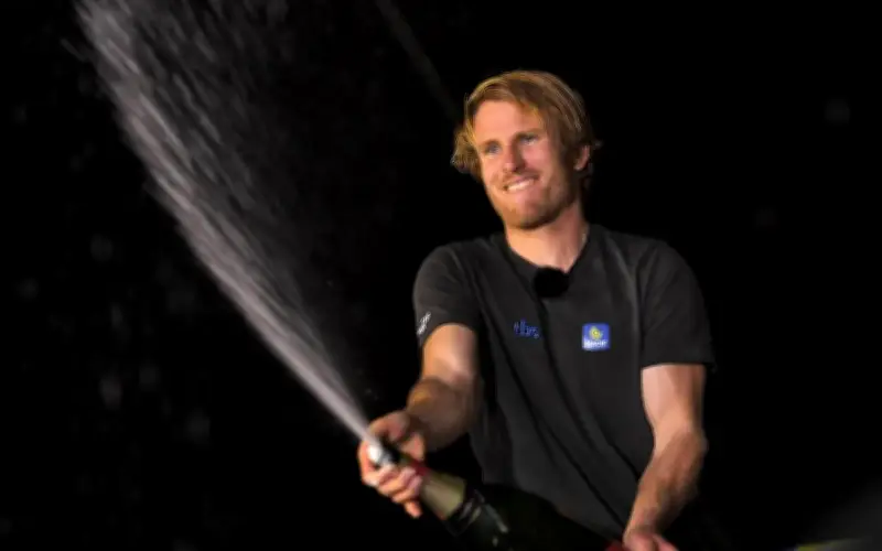 François Gabart suspend sa carrière pour un tour du monde en famille