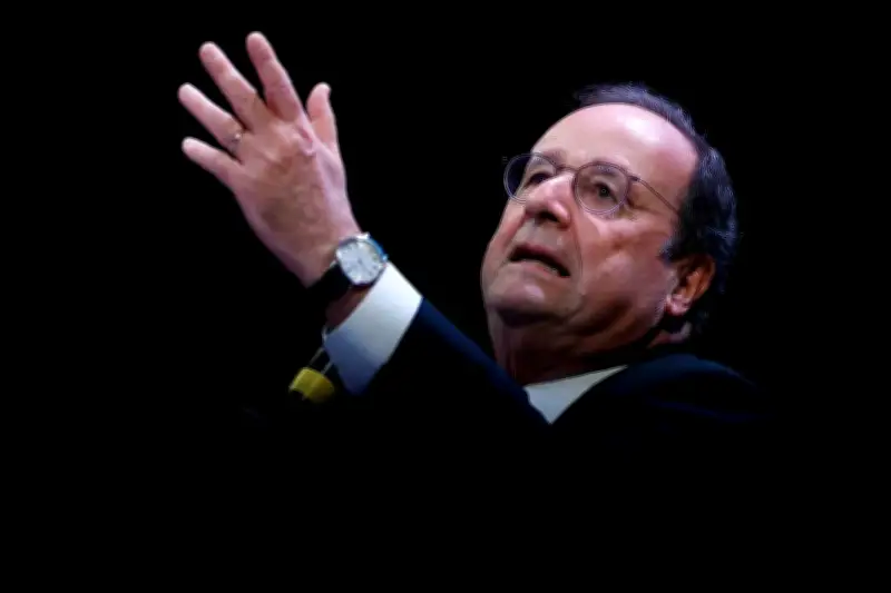François Hollande se prépare déjà pour la présidentielle de 2027