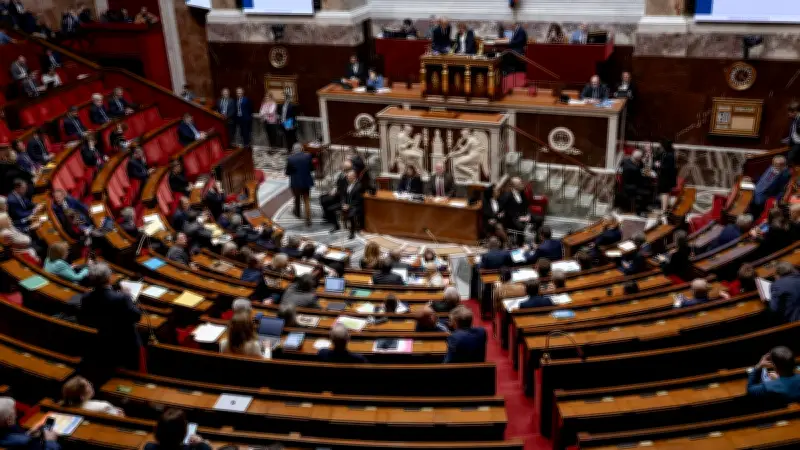 Fraudes sociales et fiscales : suspension du chômage et pénalités renforcées dans le projet de loi