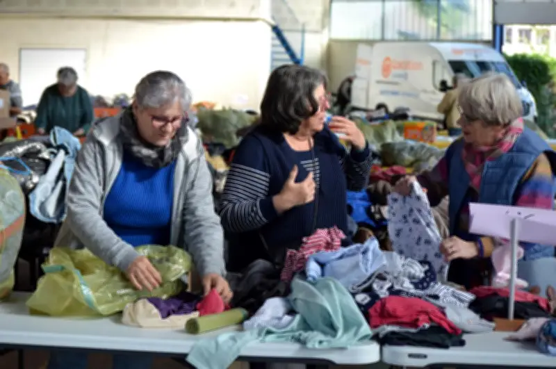 Friperie solidaire à Saintonge : vêtements à 5€ le sac pour les sinistrés