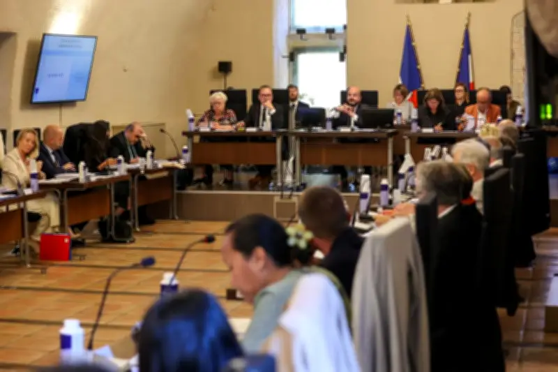 Fréjus : David Rachline annonce une hausse des impôts locaux, l'opposition dénonce un mensonge