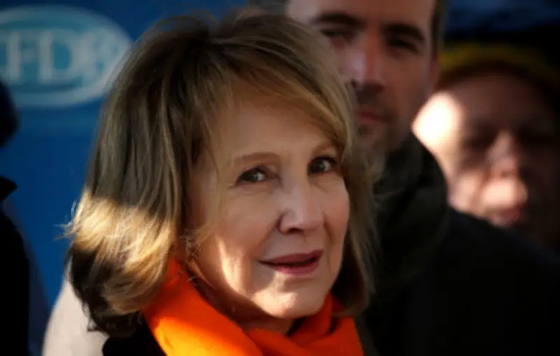 Funérailles de Nathalie Baye : un mot de passe exigé pour y accéder