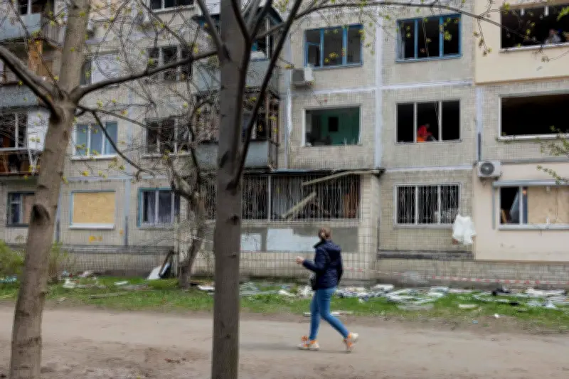 Fusillade à Kiev : un homme armé se retranche dans un supermarché après avoir fait des victimes