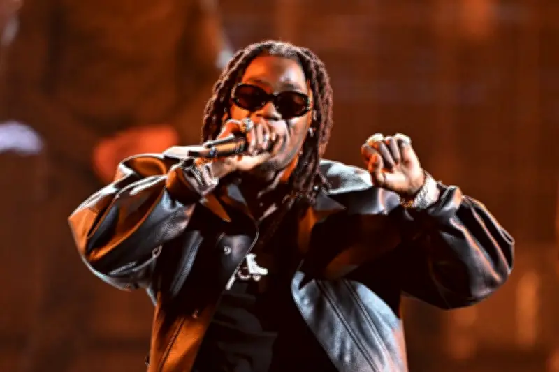 Gazo pose un lapin à ses fans lyonnais pour un concert aux Caraïbes