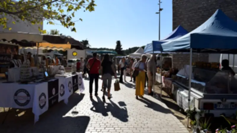 Grabels célèbre le printemps avec un marché artisanal et gourmand place Jean Jaurès