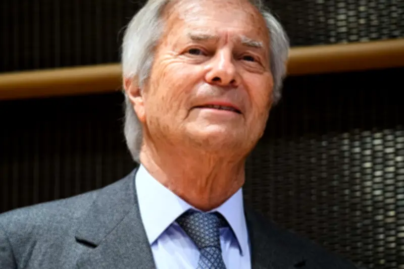 Grasset dans les griffes de Bolloré : l'étau réactionnaire se resserre sur l'édition