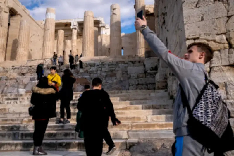 Grèce : un projet de loi pour interdire les réseaux sociaux aux moins de 15 ans