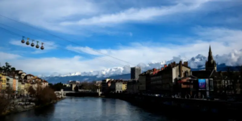 Grenoble : élection du président reportée après deux votes sans majorité