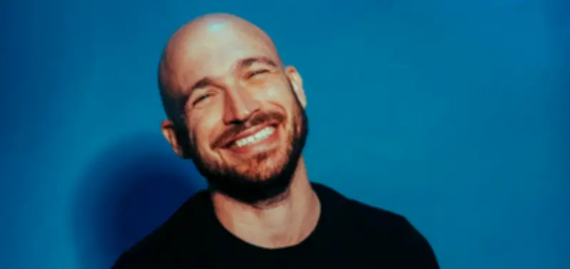 Grégory Vacher présente son spectacle humoristique à Coutras le 11 avril