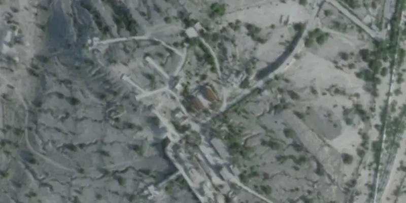 Guerre au Moyen-Orient : Bombardements israélo-américains sur l'île de Kharg, cœur pétrolier iranien