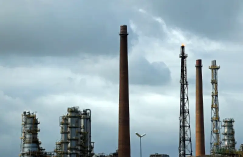 Guerre au Moyen-Orient : les pétroliers engrangent 80 millions d'euros de surprofits par jour en UE selon Greenpeace