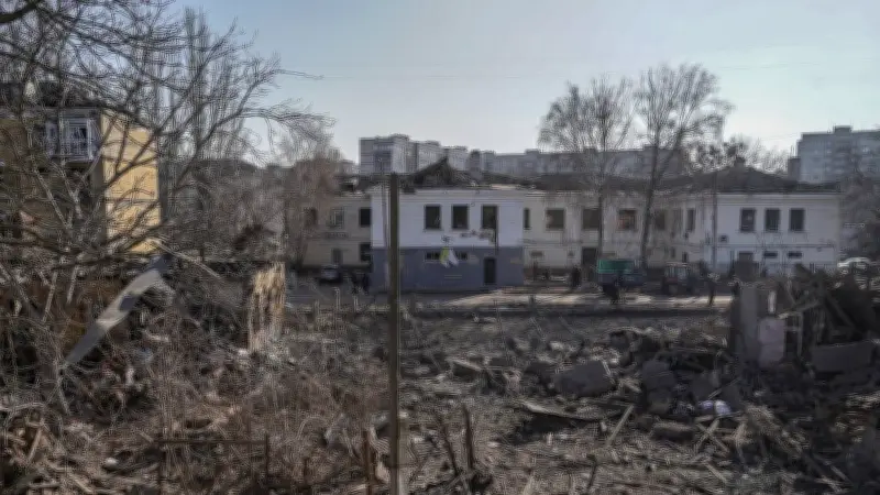 Guerre en Ukraine : attaque russe massive sur Kiev avant un échange de prisonniers