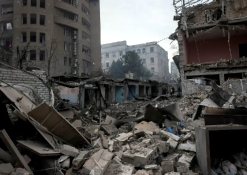 Guerre en Ukraine : au moins 14 morts dans une nouvelle nuit de bombardements russes