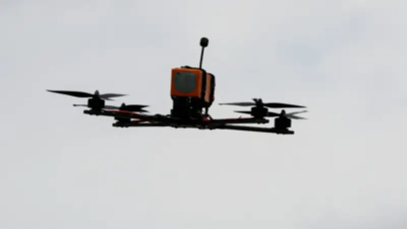 Guerre en Ukraine : des drones russes larguent de faux billets pour espionner
