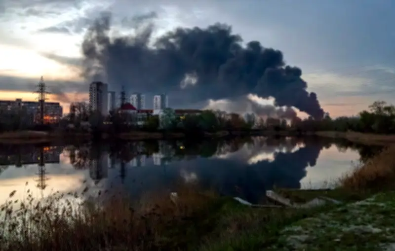 Guerre en Ukraine : frappes meurtrières, sanctions et blocage slovaque