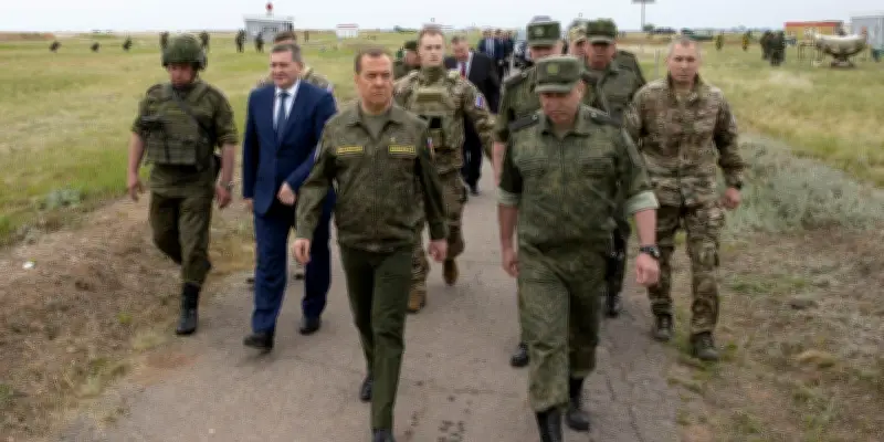 Guerre en Ukraine : la Russie menace de cibler des usines européennes de drones