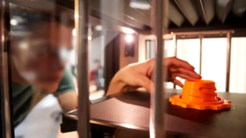 Guerre en Ukraine : le rôle crucial des imprimantes 3D dans la production de drones militaires