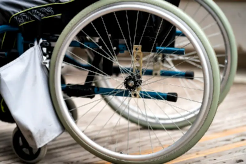 Handicap : APF France attaque l'État pour lenteur sur l'accessibilité